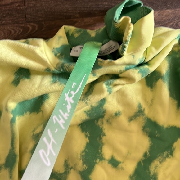 🎉HP🎉 Tie Dye Trashed Sweatshirt in Light Green - Picture 4 of 11